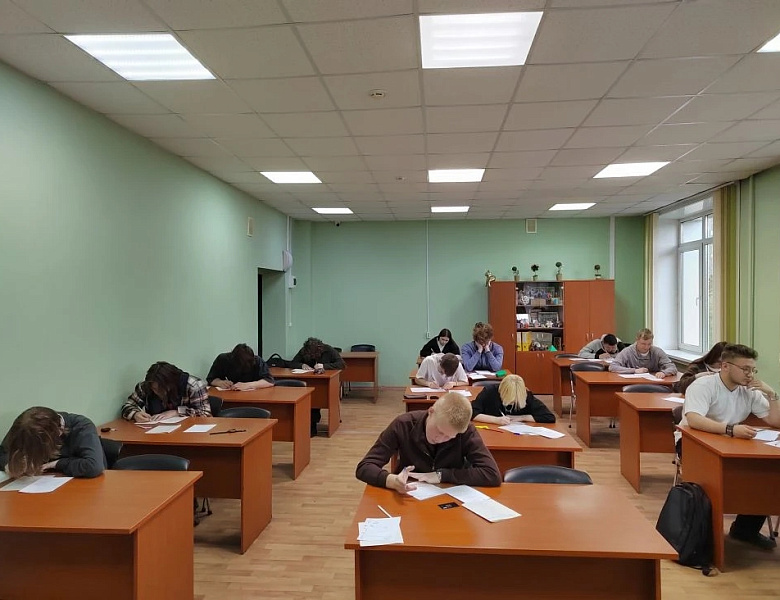 Олимпиада по математике среди студентов 1-х курсов